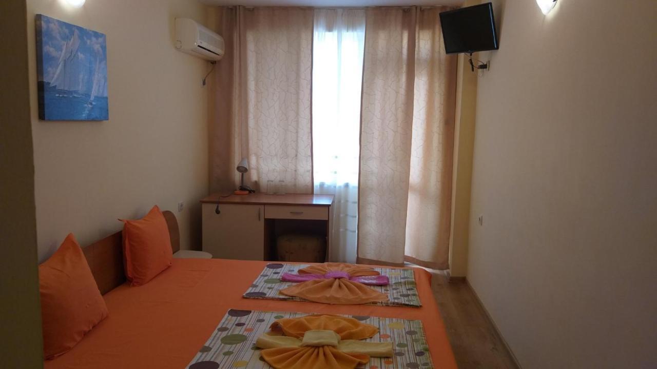 Ivanovi Guest House Πριμόρσκο Εξωτερικό φωτογραφία
