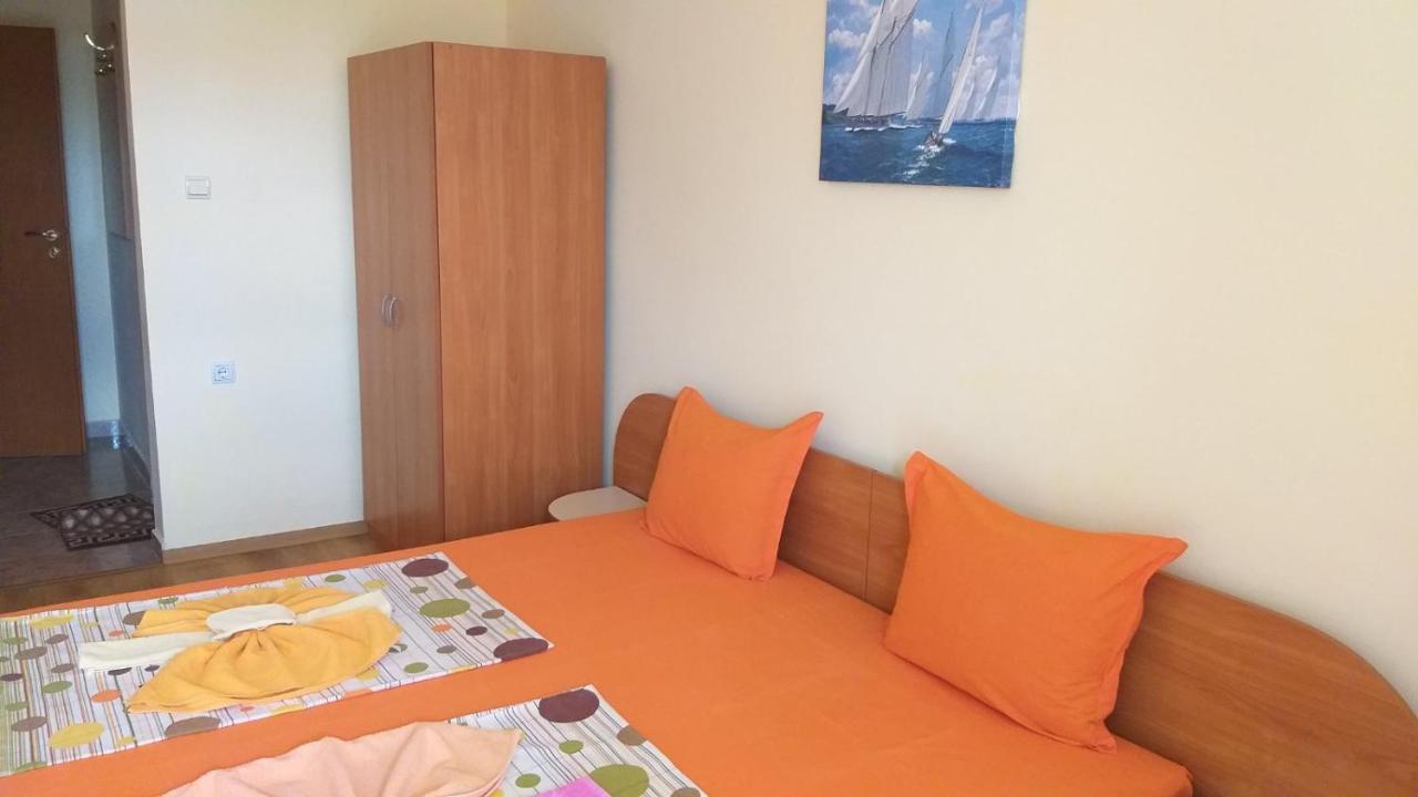 Ivanovi Guest House Πριμόρσκο Εξωτερικό φωτογραφία