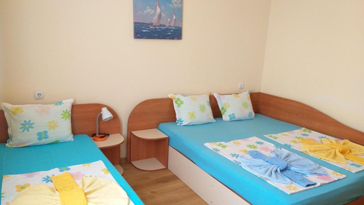 Ivanovi Guest House Πριμόρσκο Εξωτερικό φωτογραφία